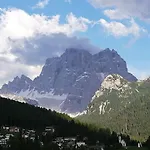 Pelmo Mountain Apartamento