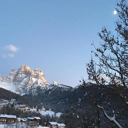 Pelmo Mountain Apartment Selva di Cadore