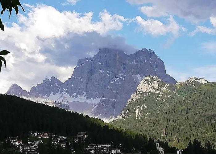 Pelmo Mountain 아파트